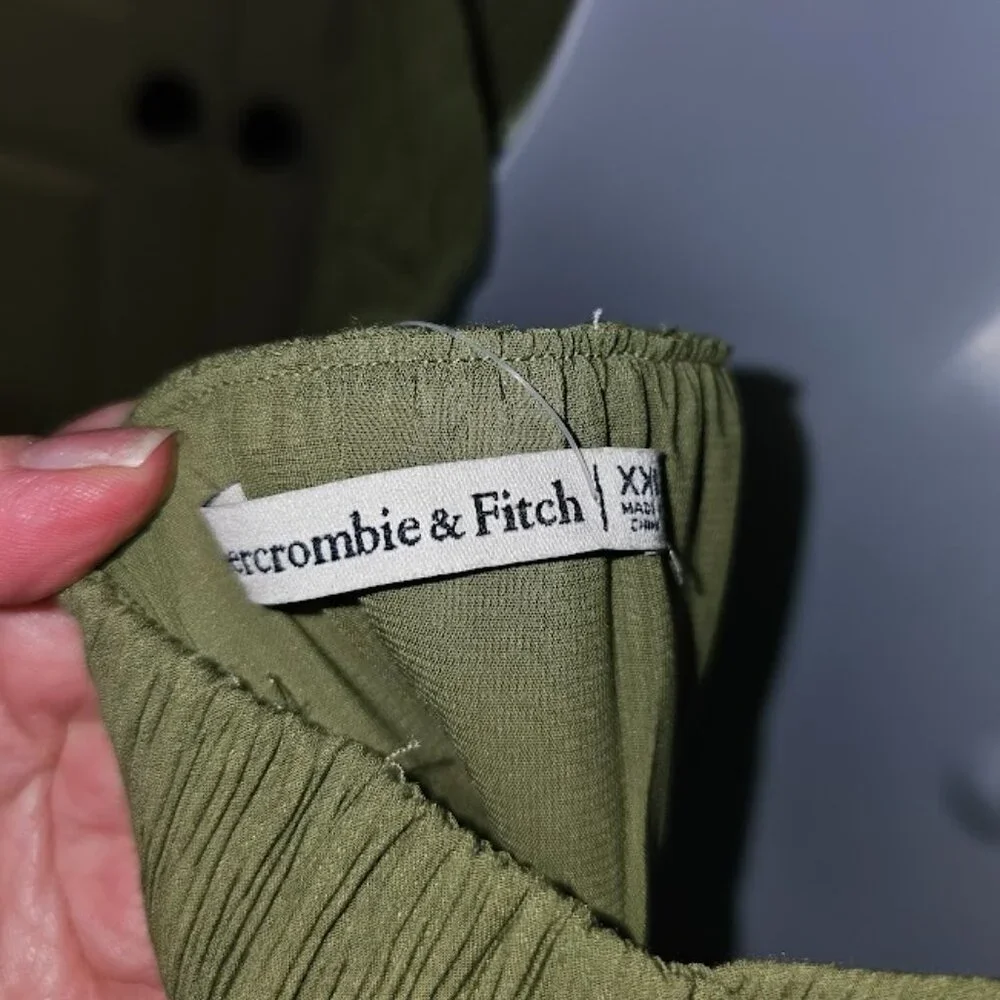 Abercrombie & Fitch moss green